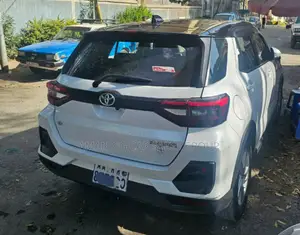 Toyota Raize 2022 White