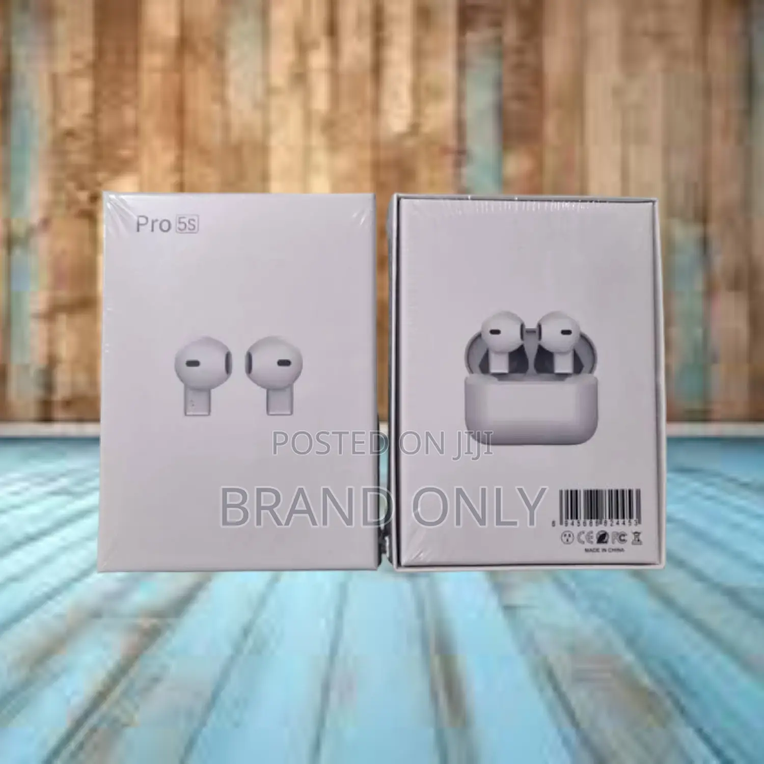 Pro 5S Earphone Amplifies Entertainment Anywhere Anytime