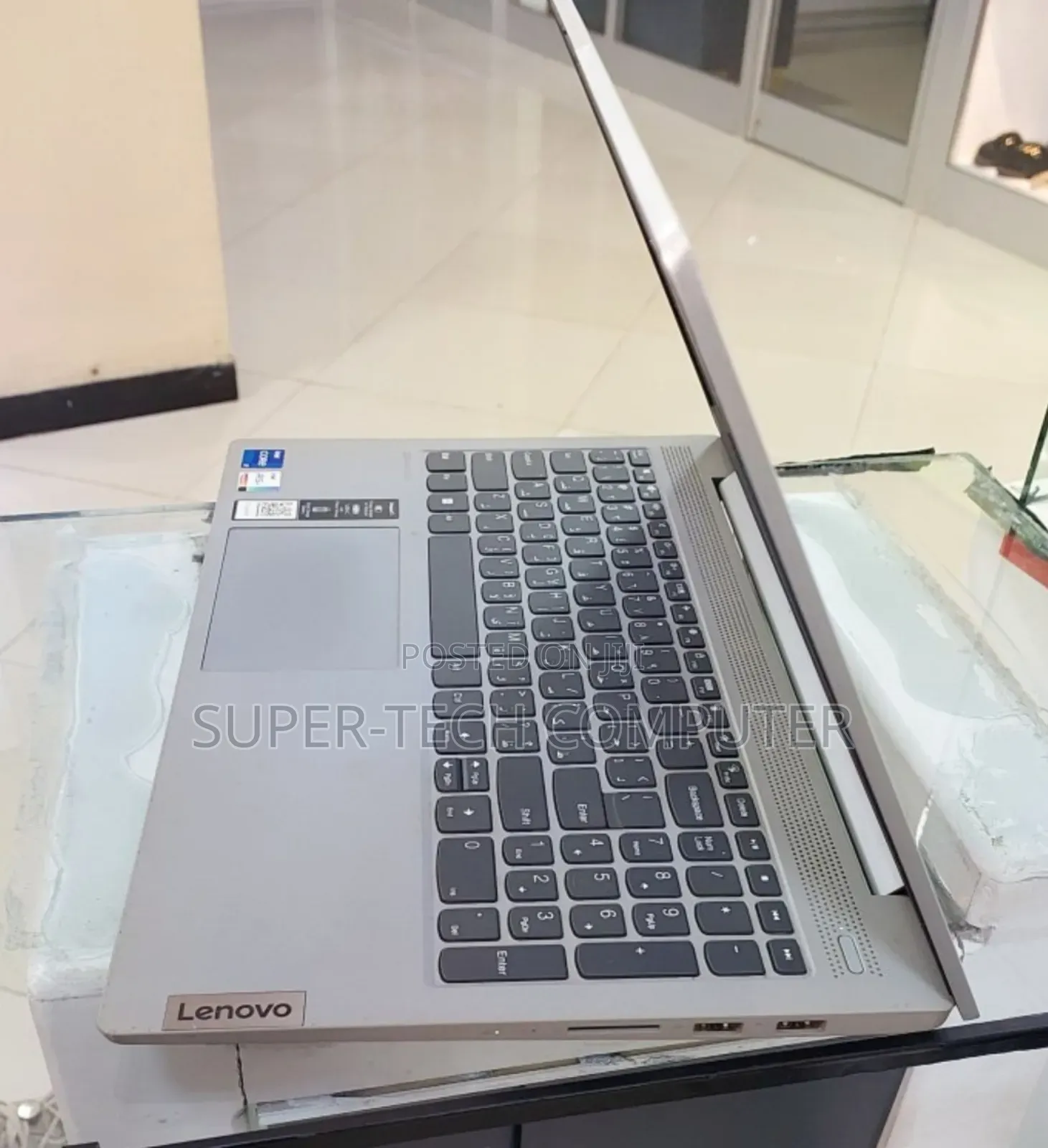 New Laptop Lenovo IdeaPad 520 8GB Intel Core I7 SSD 512GB