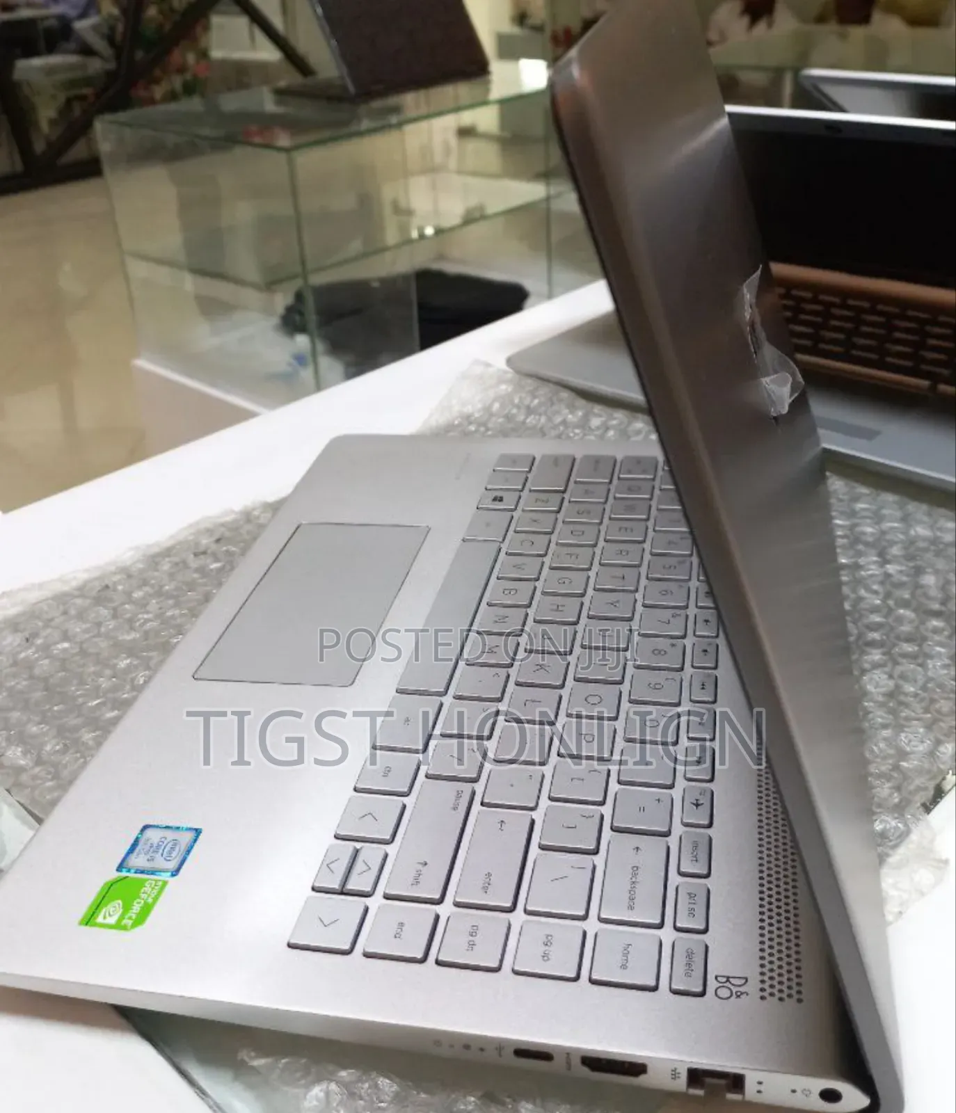 New Laptop HP Pavilion 15 8GB Intel Core I5 HDD+SSD 128GB