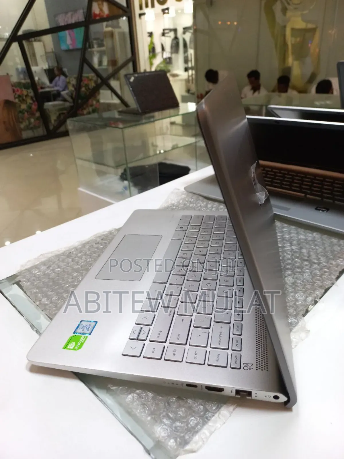 New Laptop HP Pavilion 14 8GB Intel Core I5 SSHD (Hybrid) 640GB