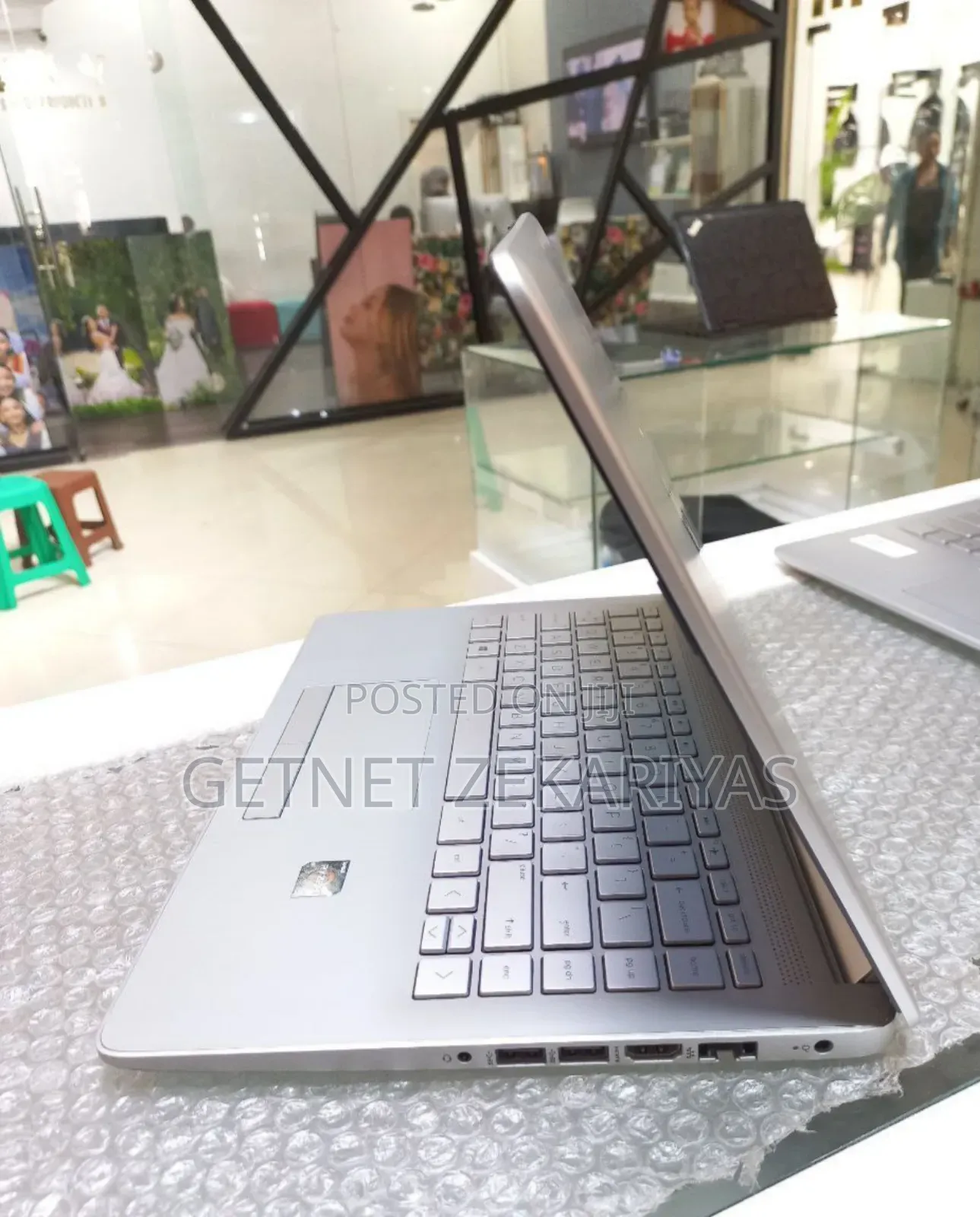 New Laptop HP Stream Notebook 8GB AMD Ryzen 3 SSD 512GB