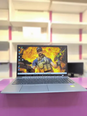 New Laptop HP ZBook Firefly 14 G7 16GB Intel Core I7 SSD 512GB