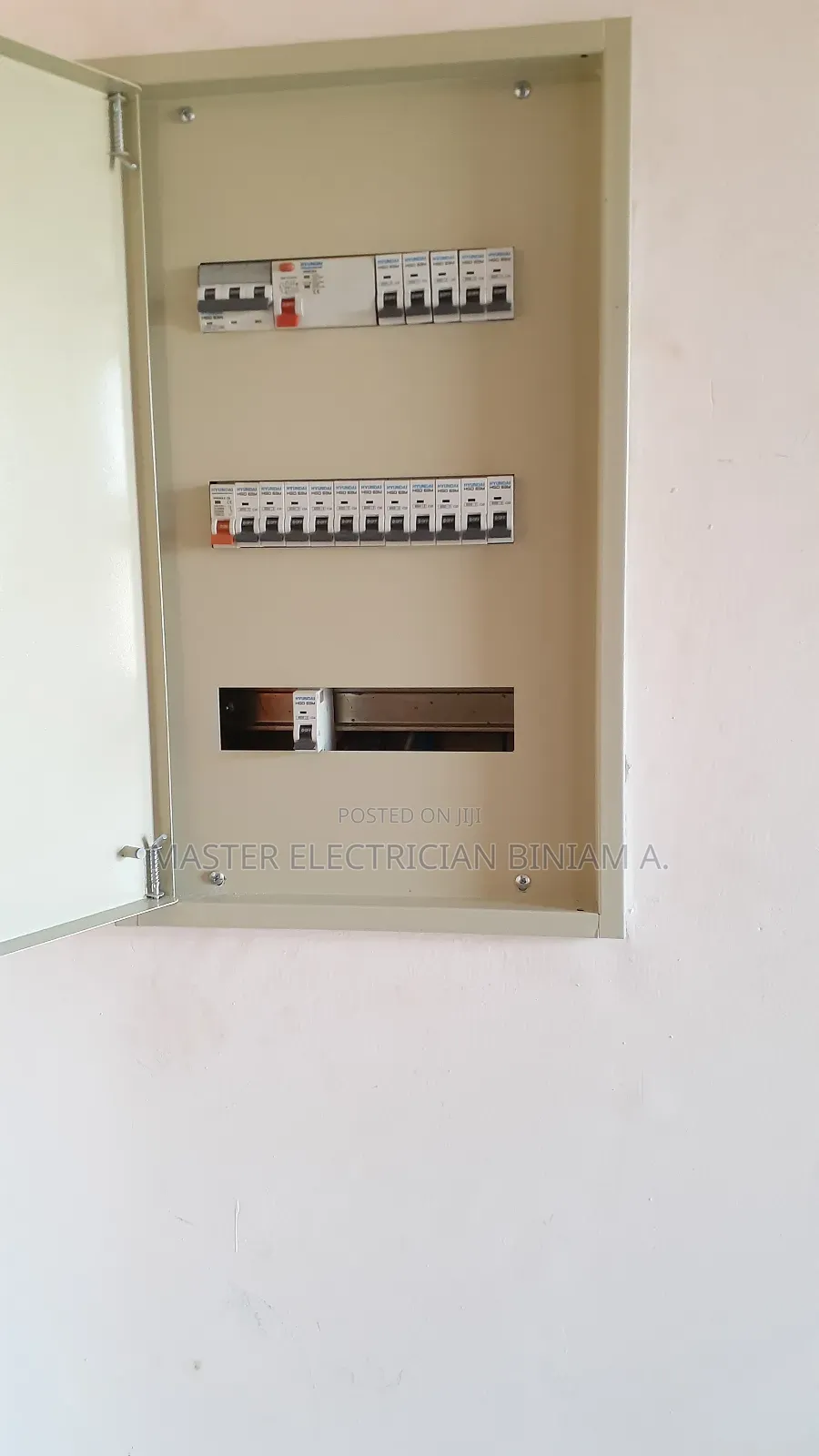 ኤሌክትሪክ ሰራተኛ Electrical Installation