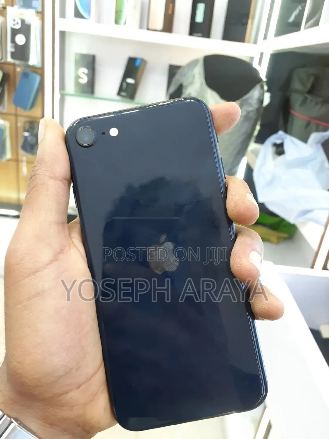 Apple iPhone SE (2022) 64 GB Black