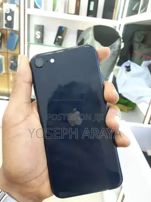 Apple iPhone SE (2022) 64 GB Black