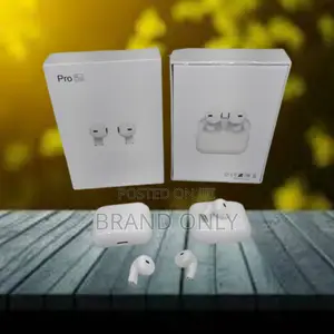 Pro 5S Earphone Immerses You in Music