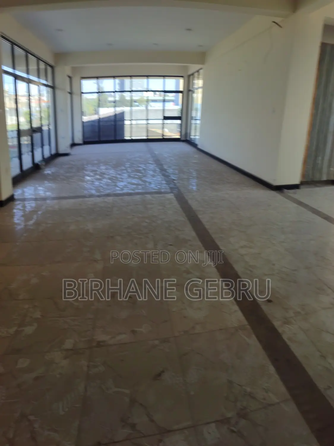 Luxury Apartment Rent for Business