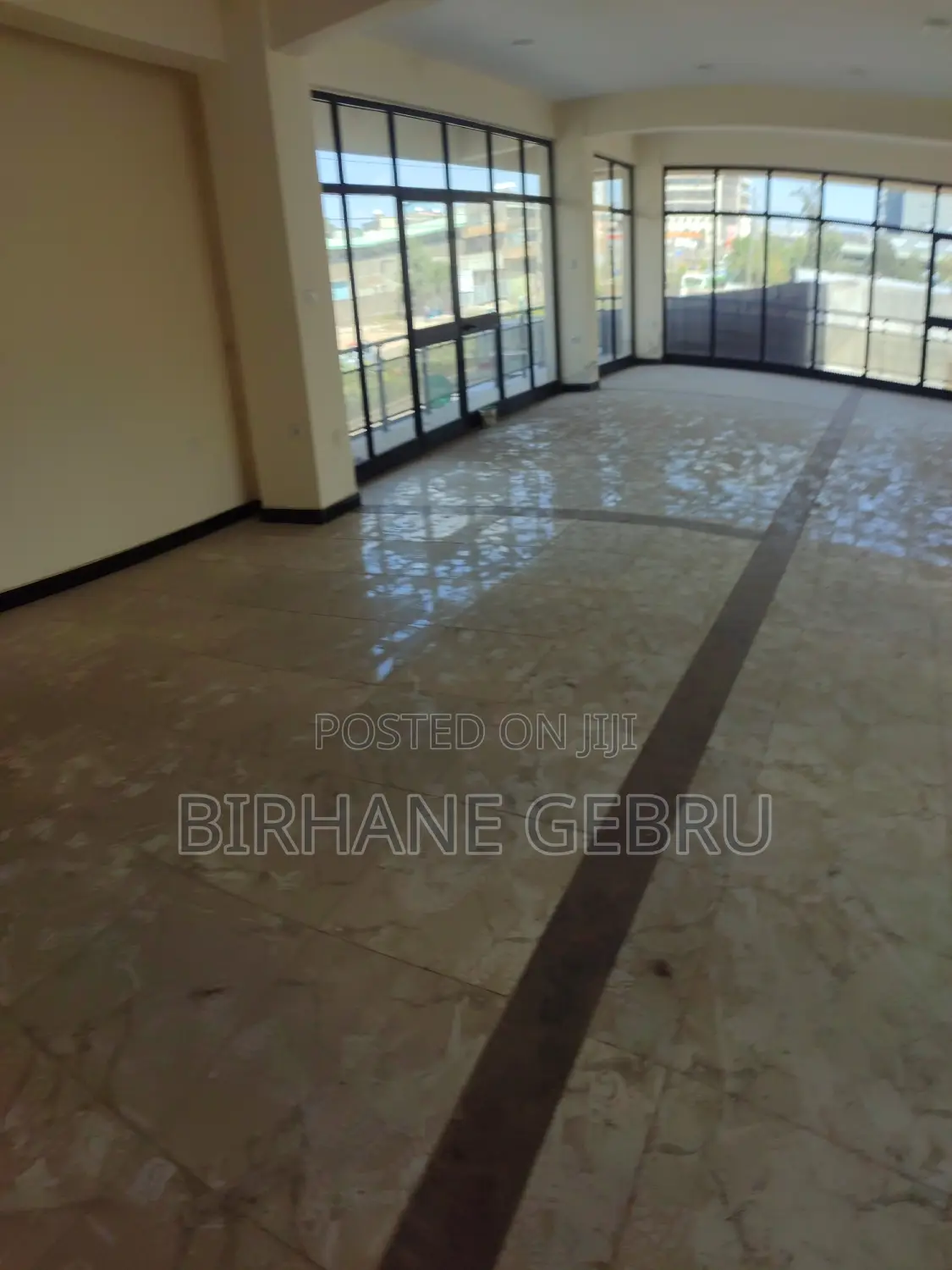 Luxury Apartment Rent for Business