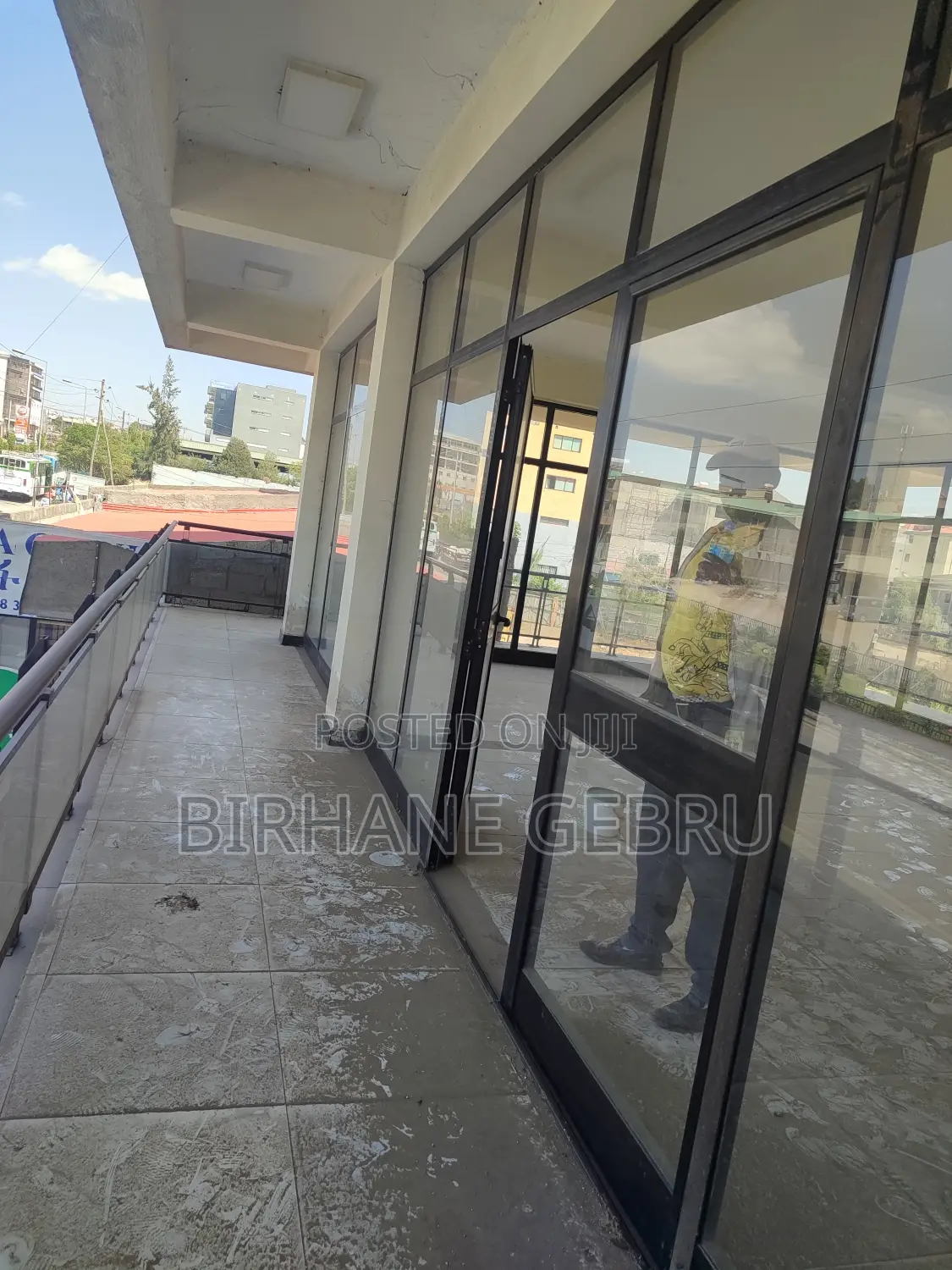 Luxury Apartment Rent for Resturant,Bar,Cafe