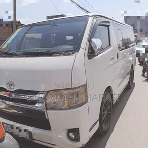 Photo - Toyota HiAce 2007 White