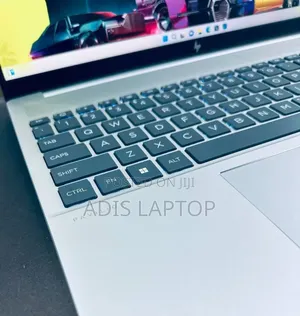 New Laptop HP Pavilion 17 16GB Intel Core I7 SSD 1T