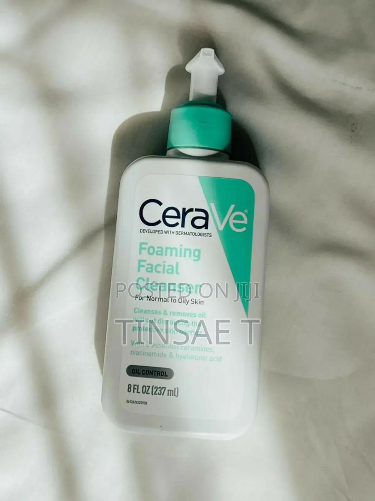 Cerave Hydrating Facial Cleanser