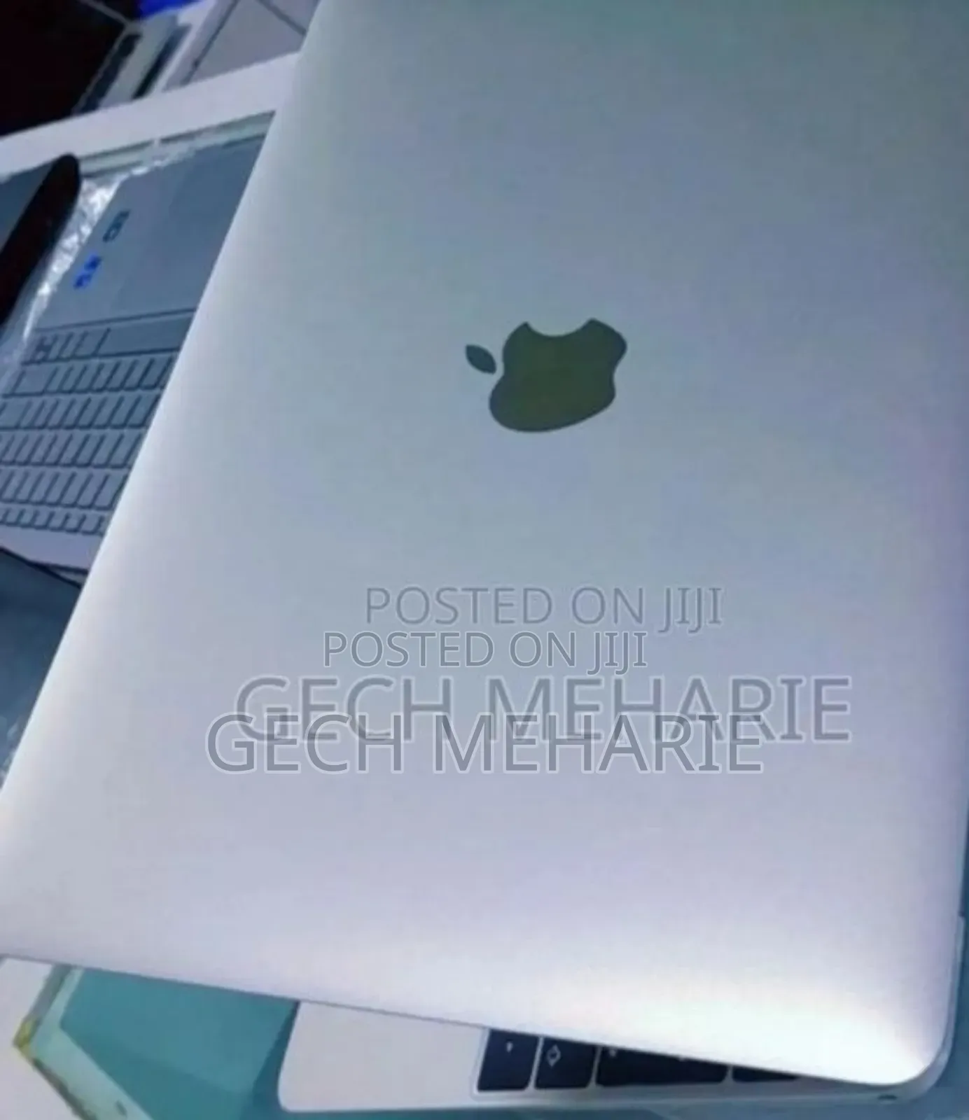 New Laptop Apple MacBook Air 2015 8GB Intel Core M SSD 512GB