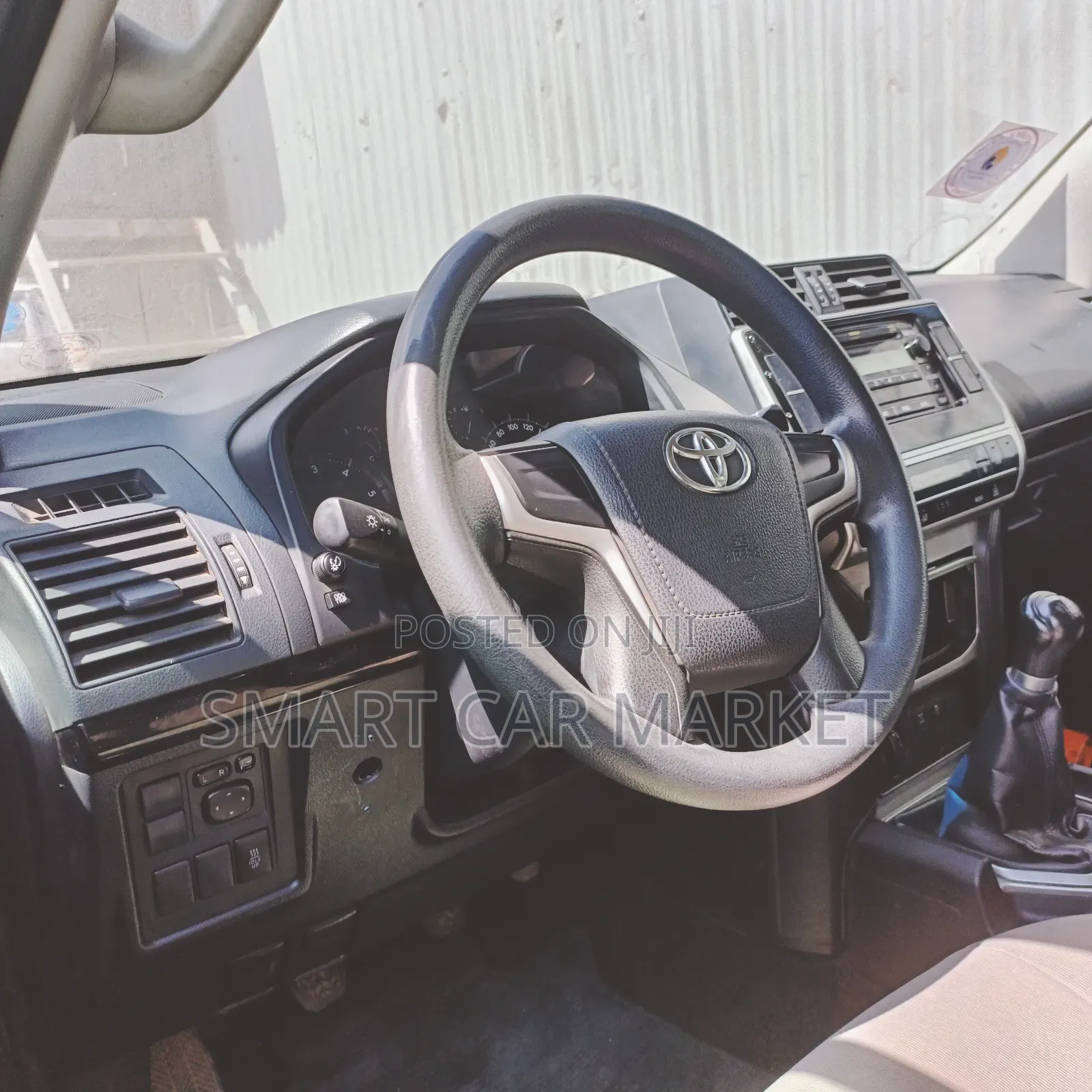 Toyota Land Cruiser 2018 White