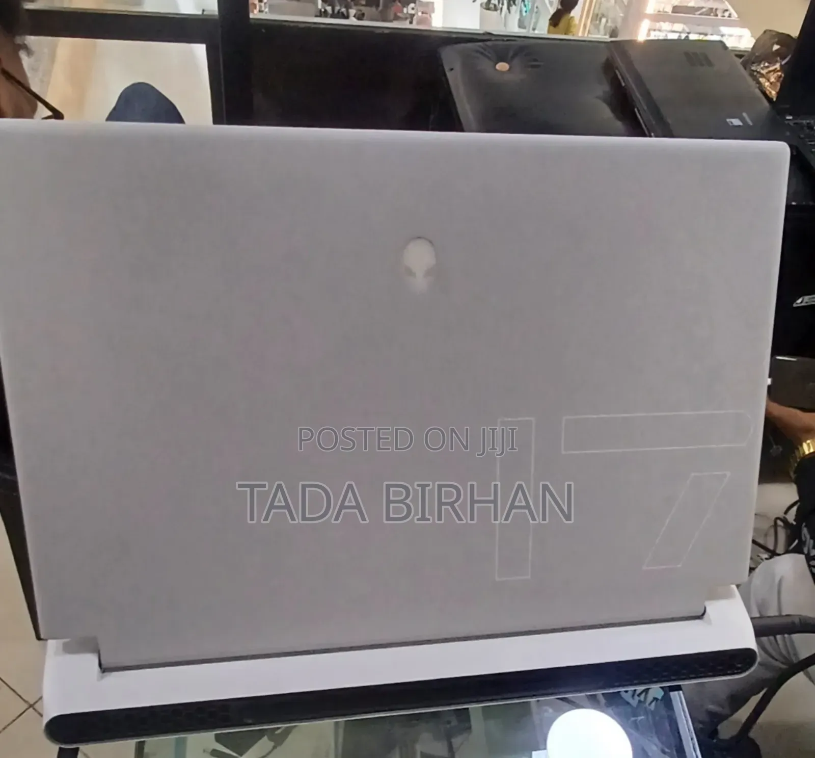 New Laptop Alienware M17x R2 32GB Intel Core I7 SSD 1T