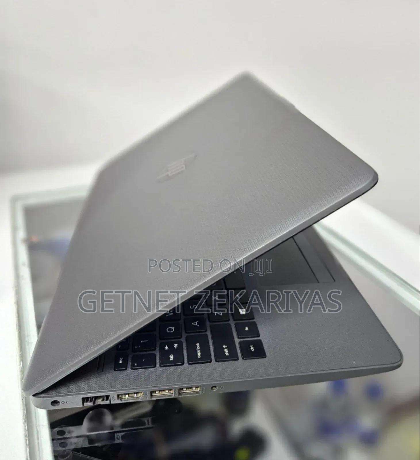 New Laptop HP Stream Notebook 4GB Intel Core I3 HDD 500GB