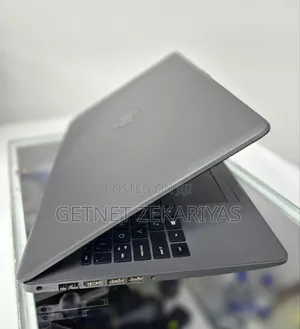 New Laptop HP Stream Notebook 4GB Intel Core I3 HDD 500GB