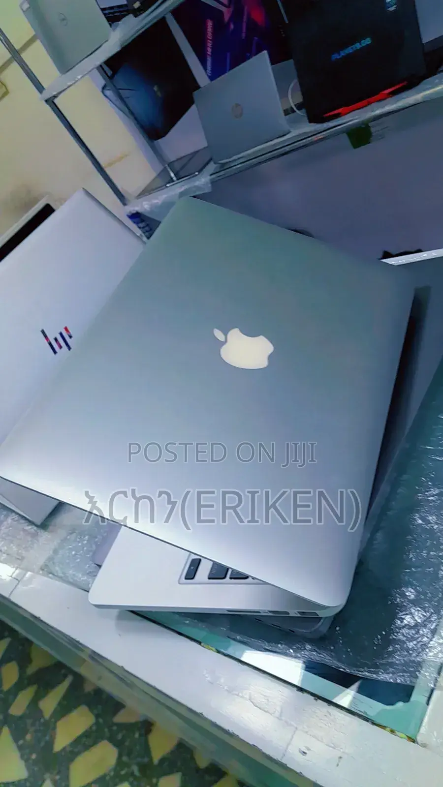 New Laptop Apple MacBook 2014 8GB Intel Core I5 SSD 256GB