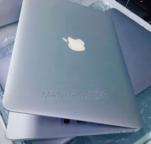 New Laptop Apple MacBook Pro 2014 8GB Intel Core I5 SSD 256GB