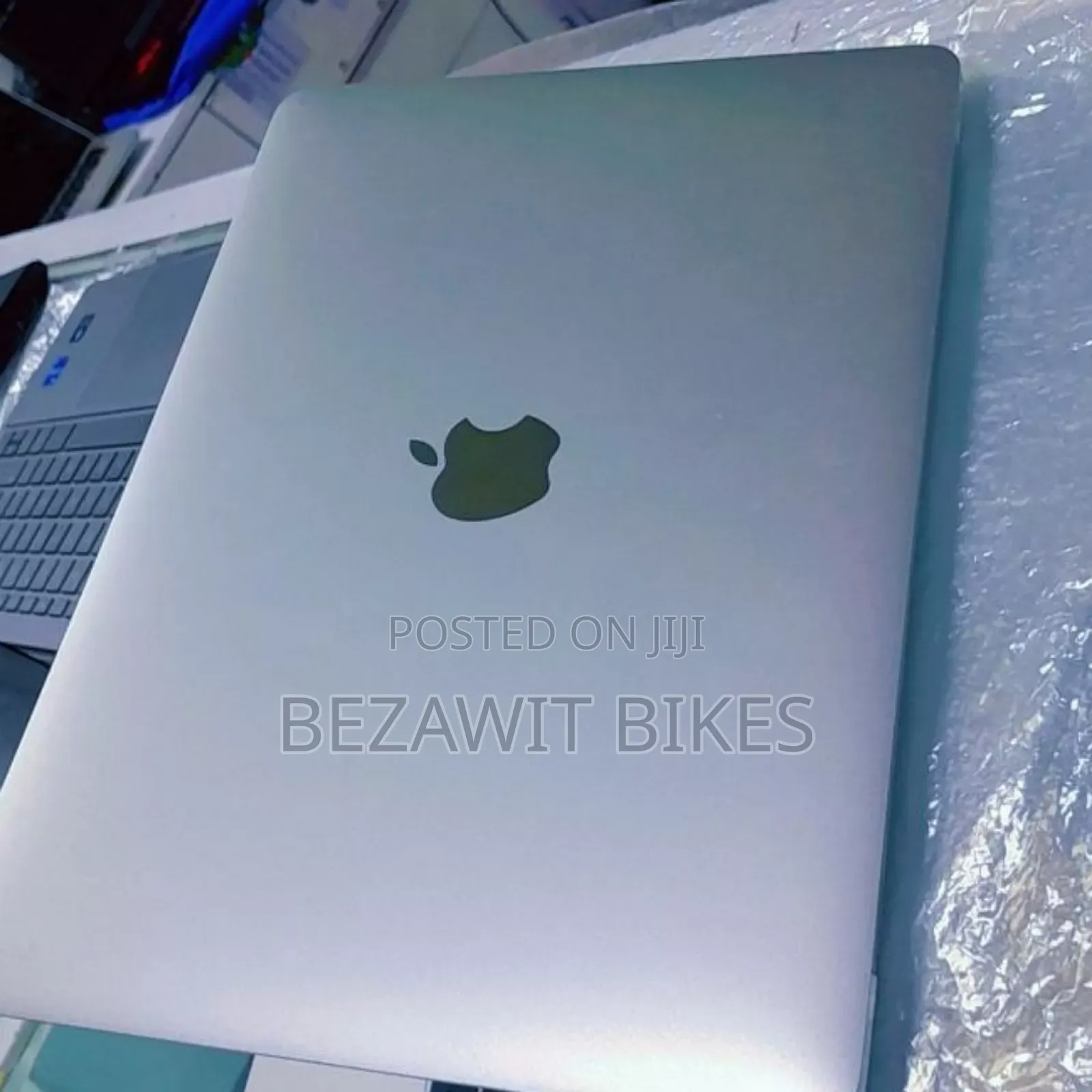 New Laptop Apple MacBook Air 2015 8GB Intel Core M SSD 512GB