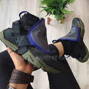 Photo - Nike Grip Quality Shoes