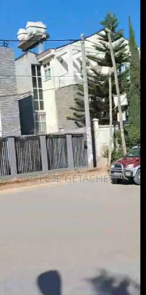 10bdrm House in Semit, G+3 Luxury, Bole for sale