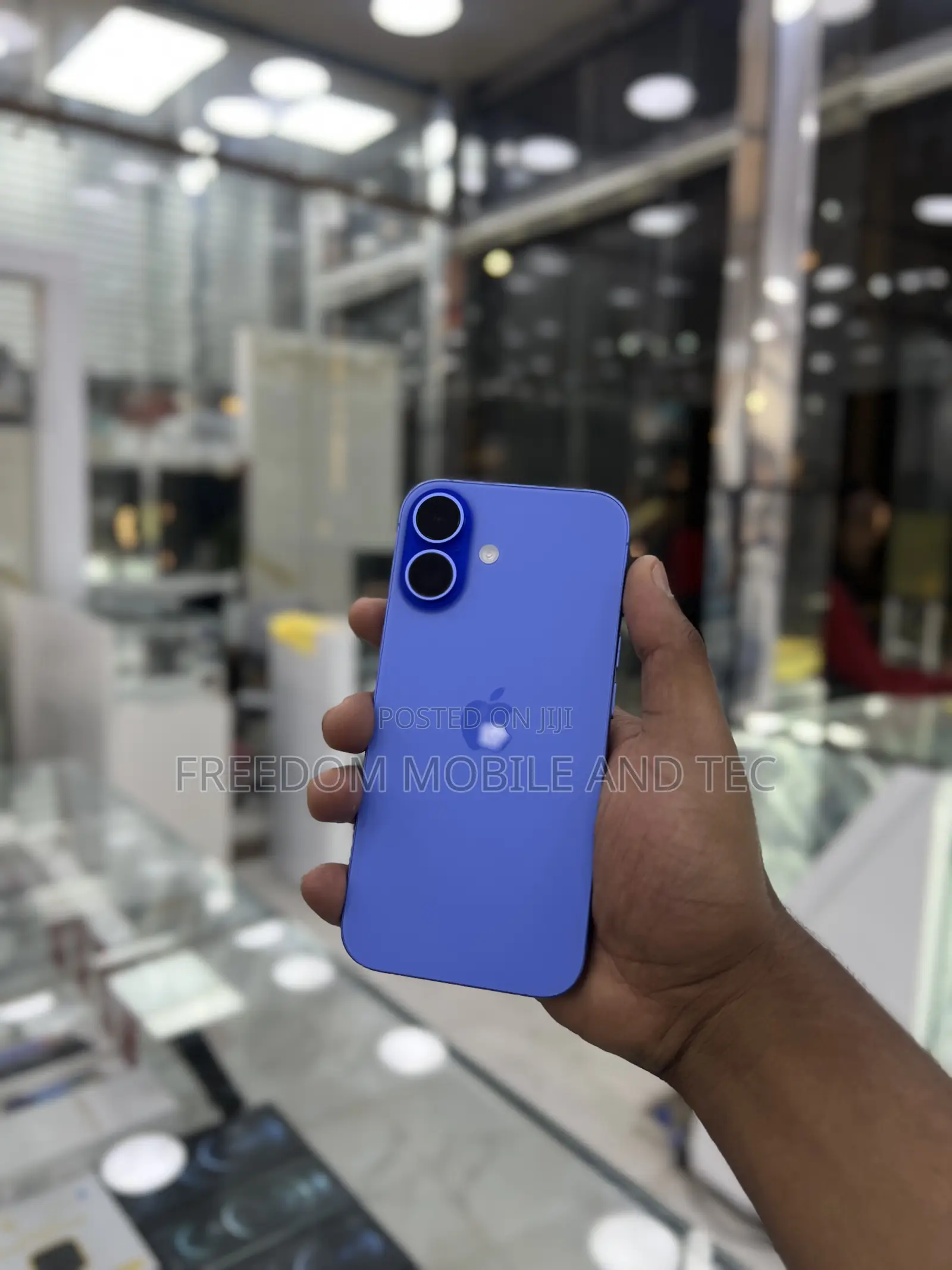 New Apple iPhone 16 256 GB Blue