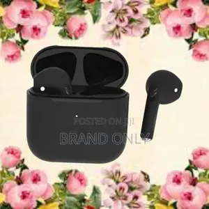 Pro 5 Earphone: Premium Audio at Your Fingertips