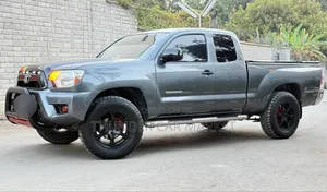 Toyota Tacoma 2013 Gray