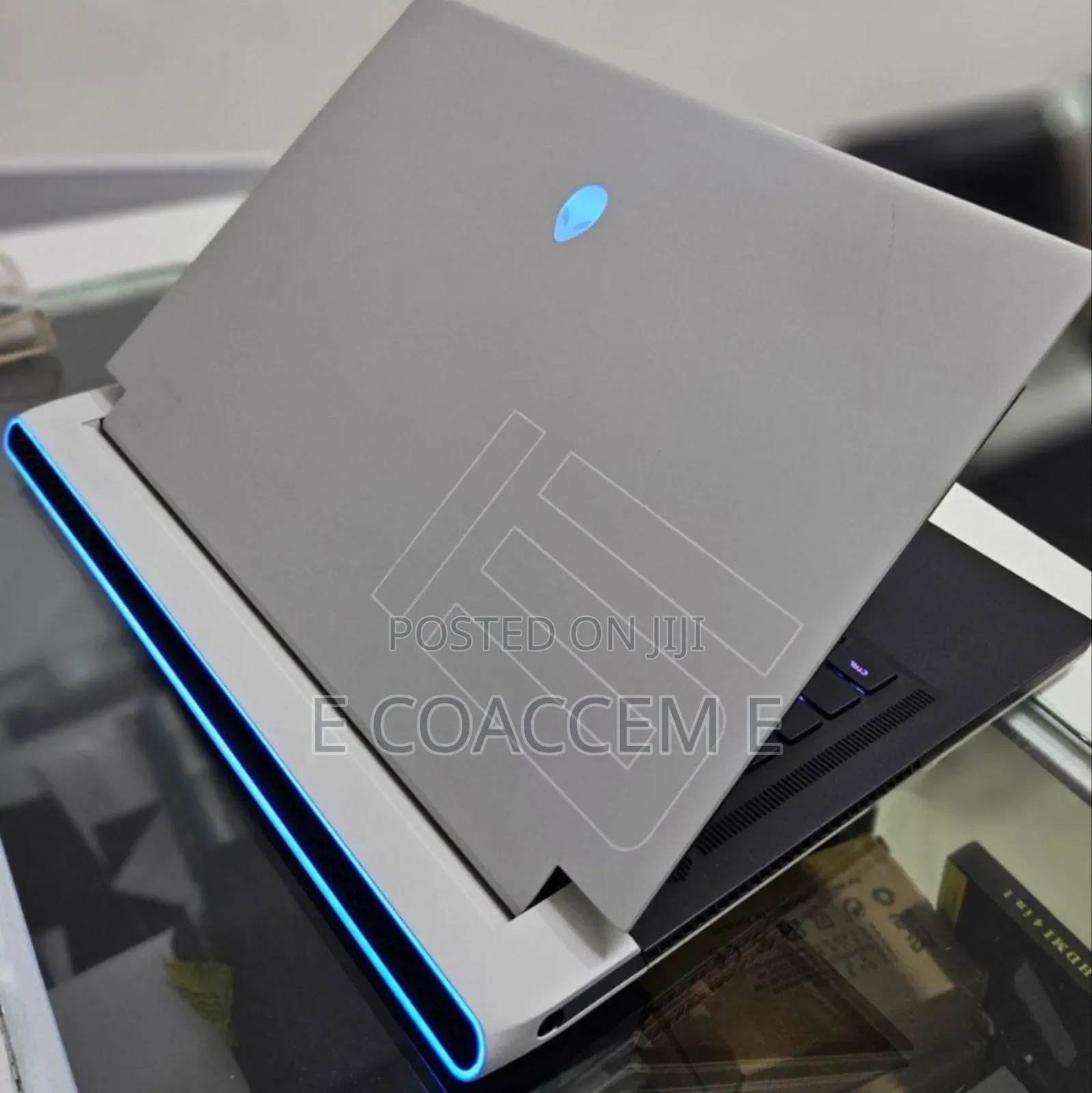 New Laptop Alienware M17x R2 32GB Intel Core I7 SSD 1T