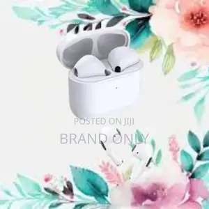 Photo - Pro 5 Earphone: Style Meets Superior Acoustics