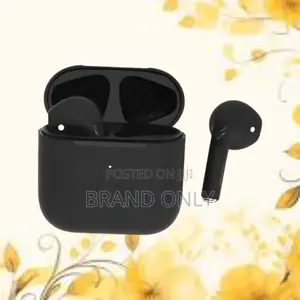 Pro 5 Earphone: Experience Sound Like Never Before