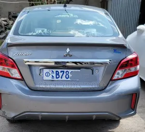 Mitsubishi Attrage 2021 Silver