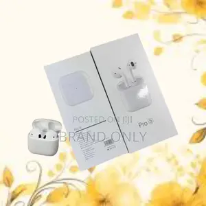 Photo - Pro 5 Earphone: Your Personal Sound Oasis