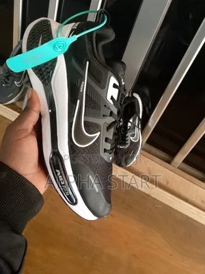Photo - Nike Zoom Black High Quality Sneakers for You