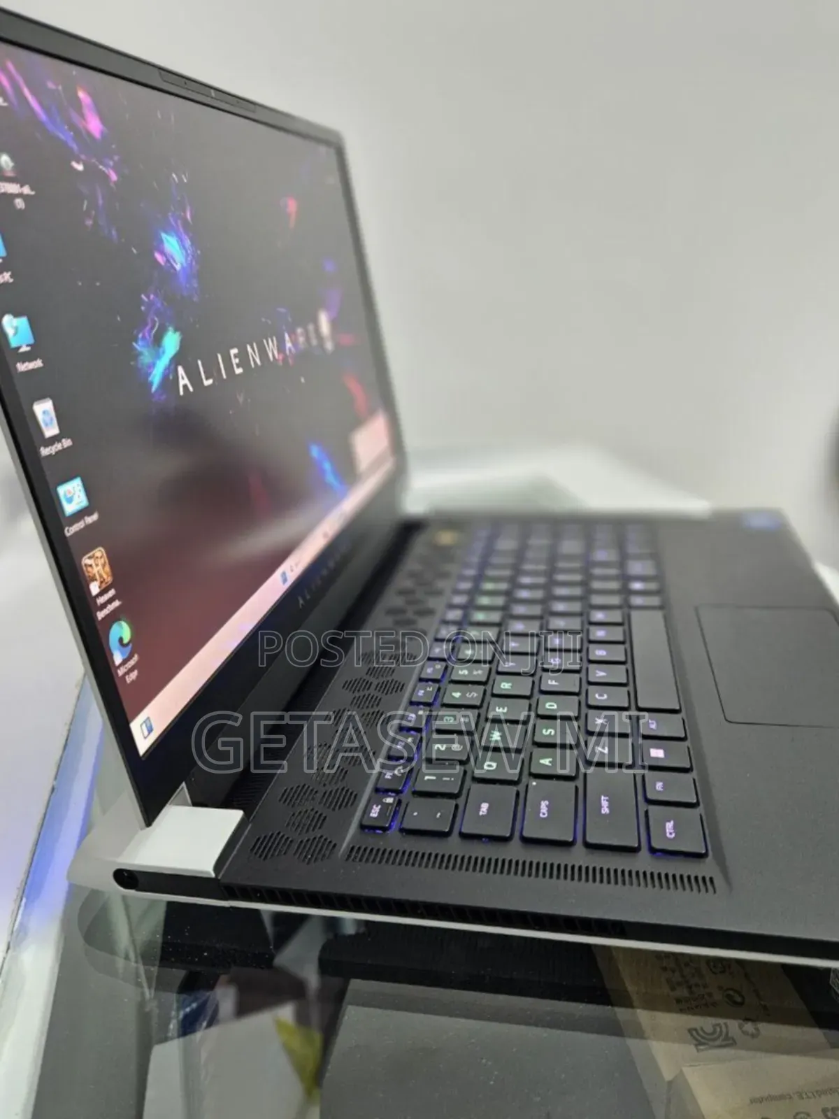 New Laptop Alienware M17x R2 32GB Intel Core I7 SSD 1T