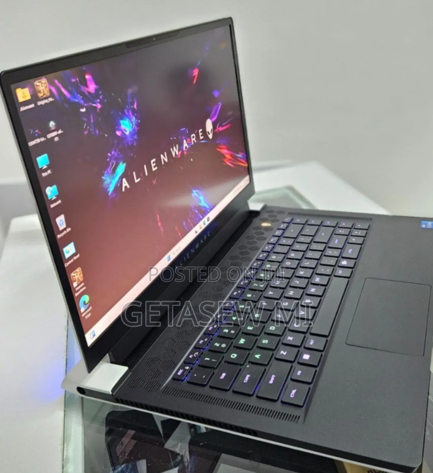 New Laptop Alienware M17x R2 32GB Intel Core I7 SSD 1T