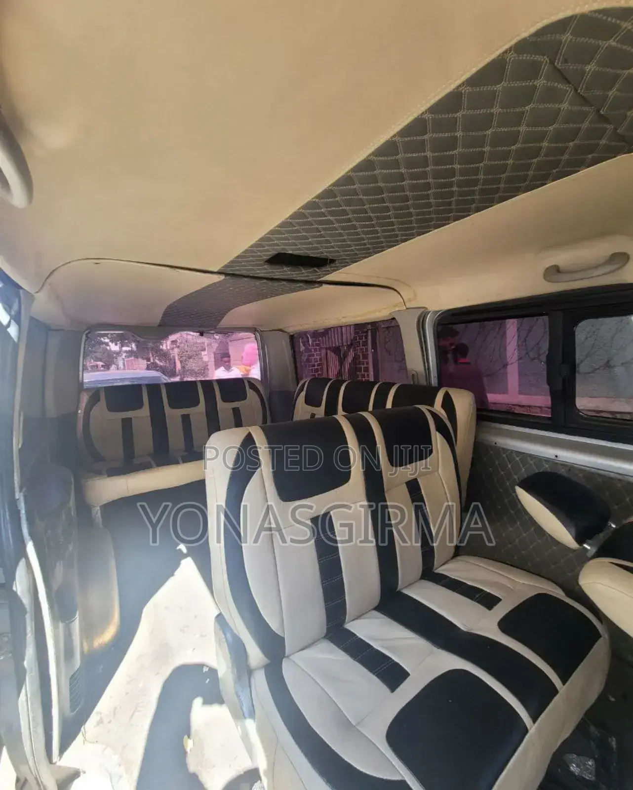 Toyota HiAce 2005 Silver
