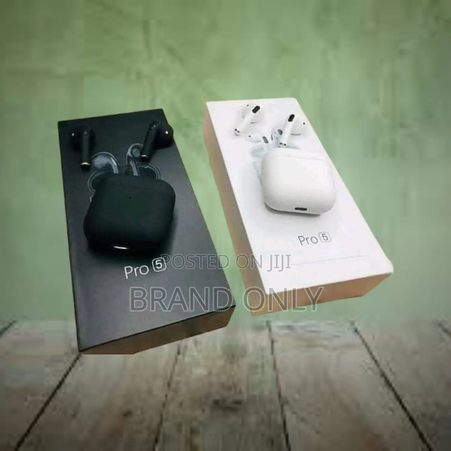 Pro 5 Earphone: Precision Sound at Your Reach