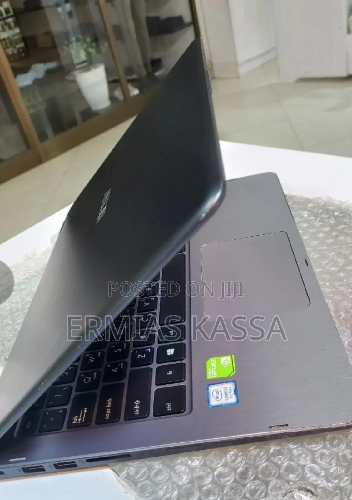 New Laptop Asus VivoBook 15 X505BA 8GB Intel Core I7 HDD 1T