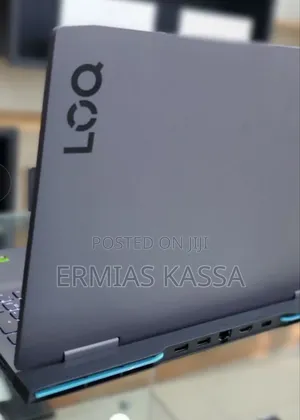 New Laptop Lenovo LOQ 15IRH8 16GB AMD Ryzen 7 SSD 512GB