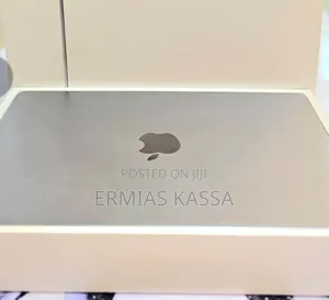 New Laptop Apple MacBook Air 2022 M2 8GB Apple M2 SSD 512GB