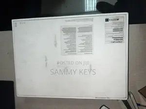 New Laptop Apple MacBook Pro 2019 16GB Intel Core I7 SSD 512GB