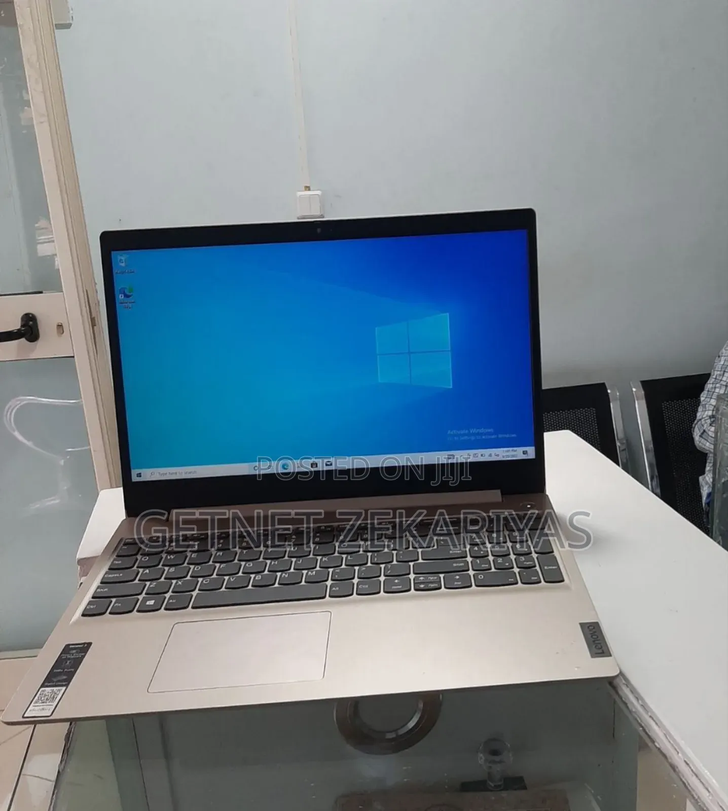 New Laptop Lenovo IdeaPad 330C 8GB Intel Core I3 SSD 256GB