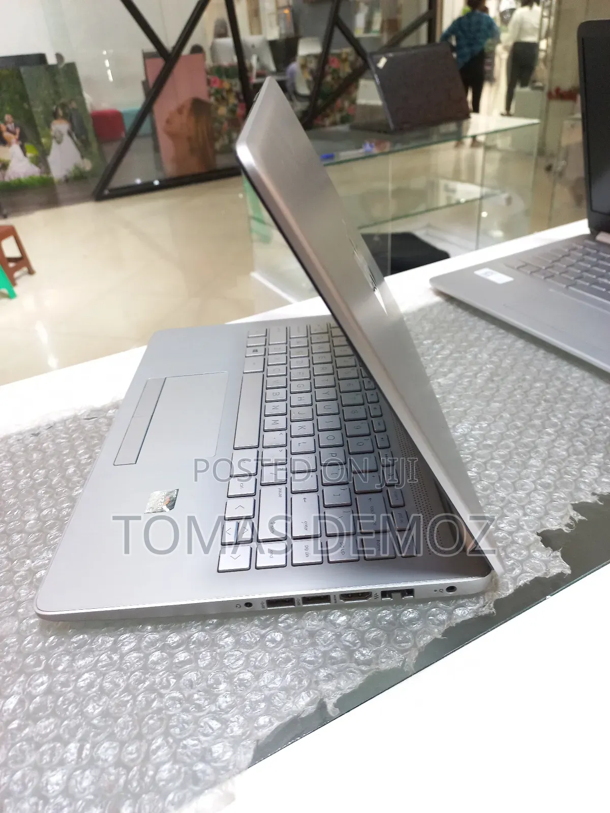 New Laptop HP Stream Notebook 8GB AMD Ryzen 3 SSD 512GB