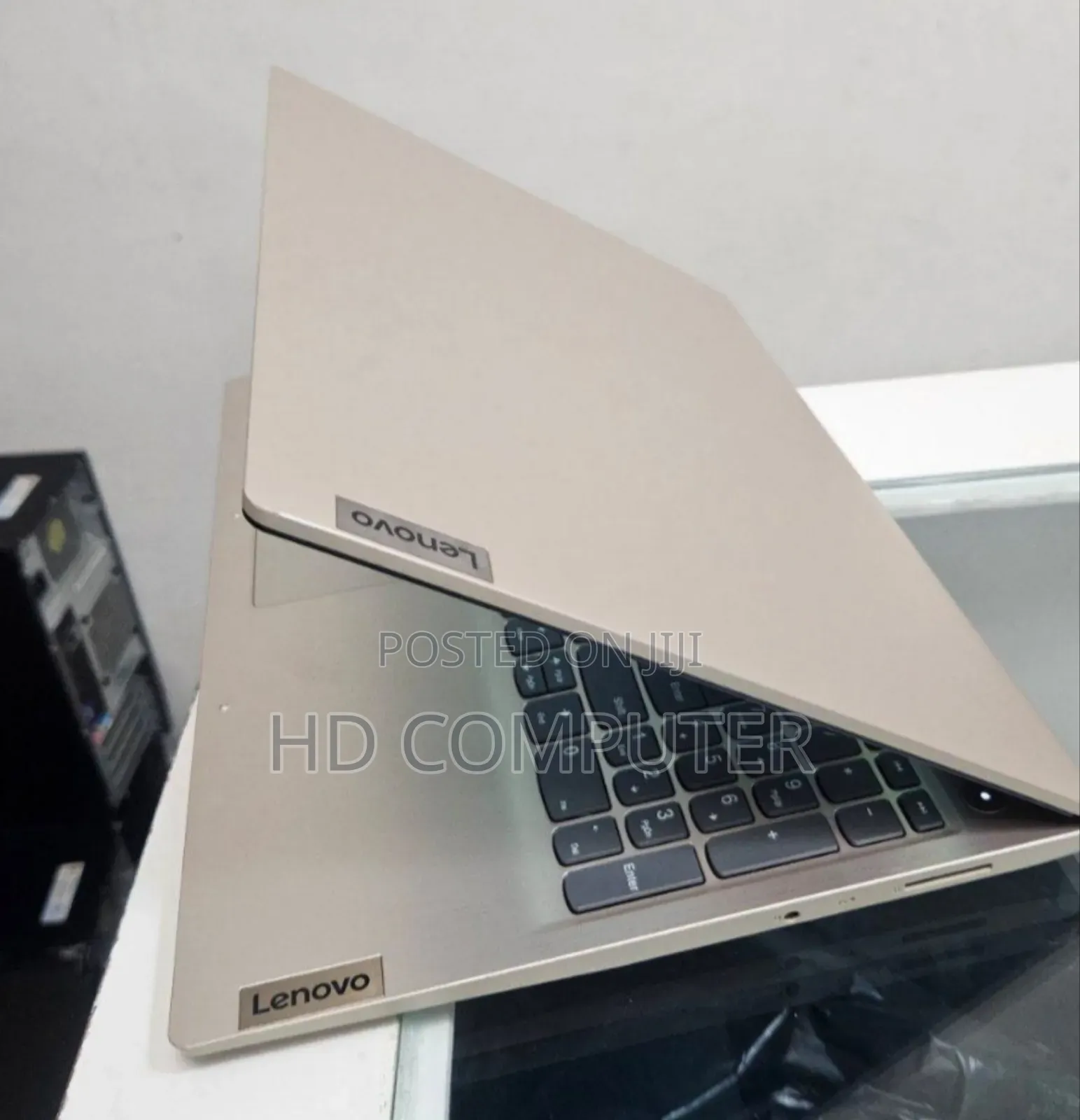 New Laptop Lenovo Ideapad 3 8GB Intel Core I3 SSD 256GB