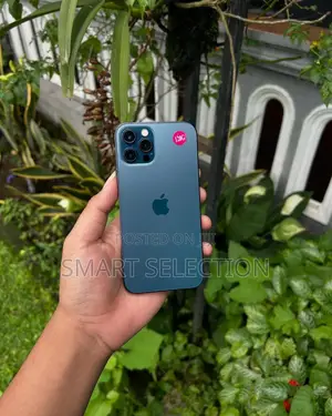 Photo - Apple iPhone 12 Pro 128 GB Blue