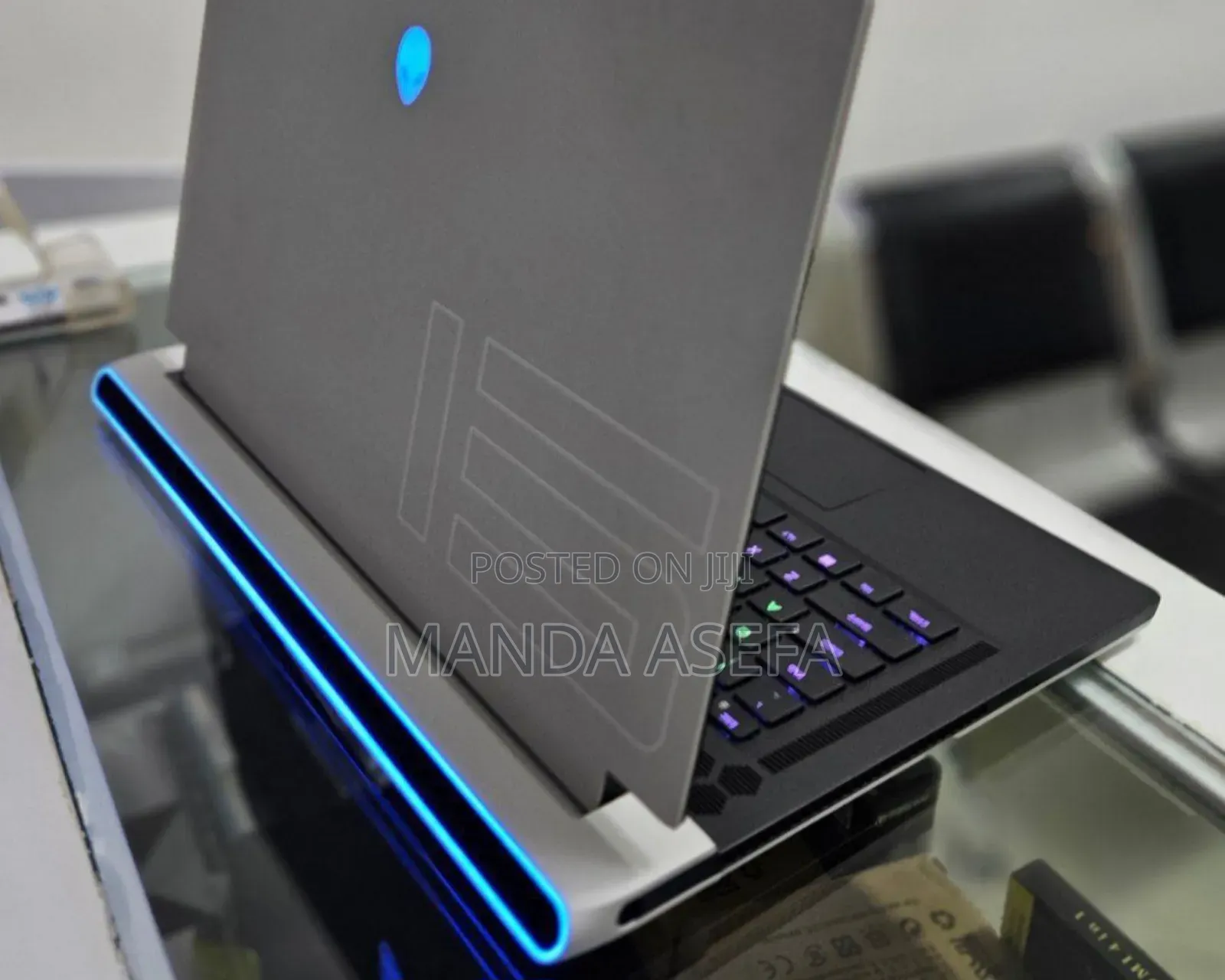 New Laptop Alienware M17x R2 32GB Intel Core I7 SSD 1T