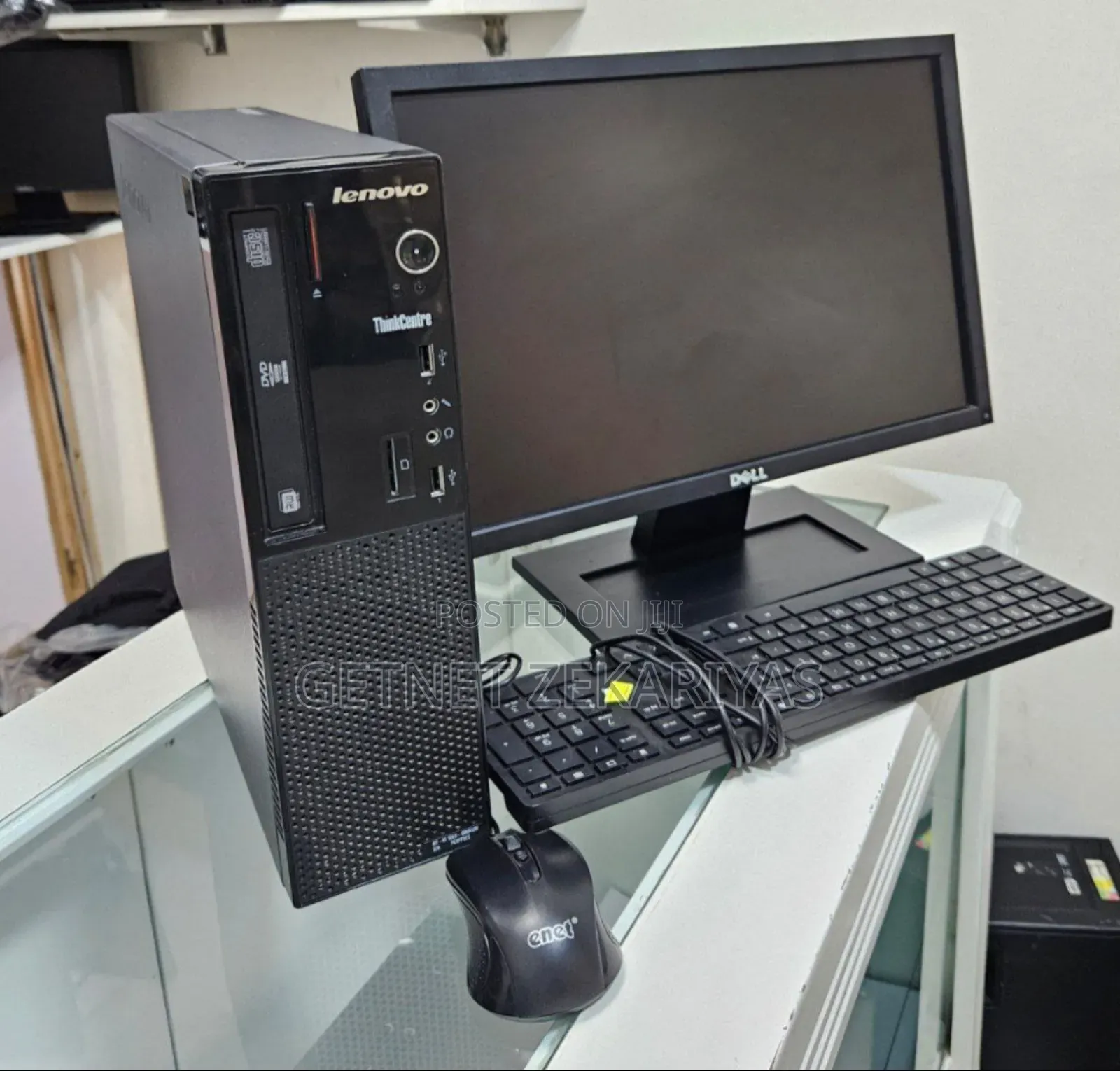 New Desktop Computer Lenovo ThinkCentre 24 4GB Intel Core I3 HDD 500GB